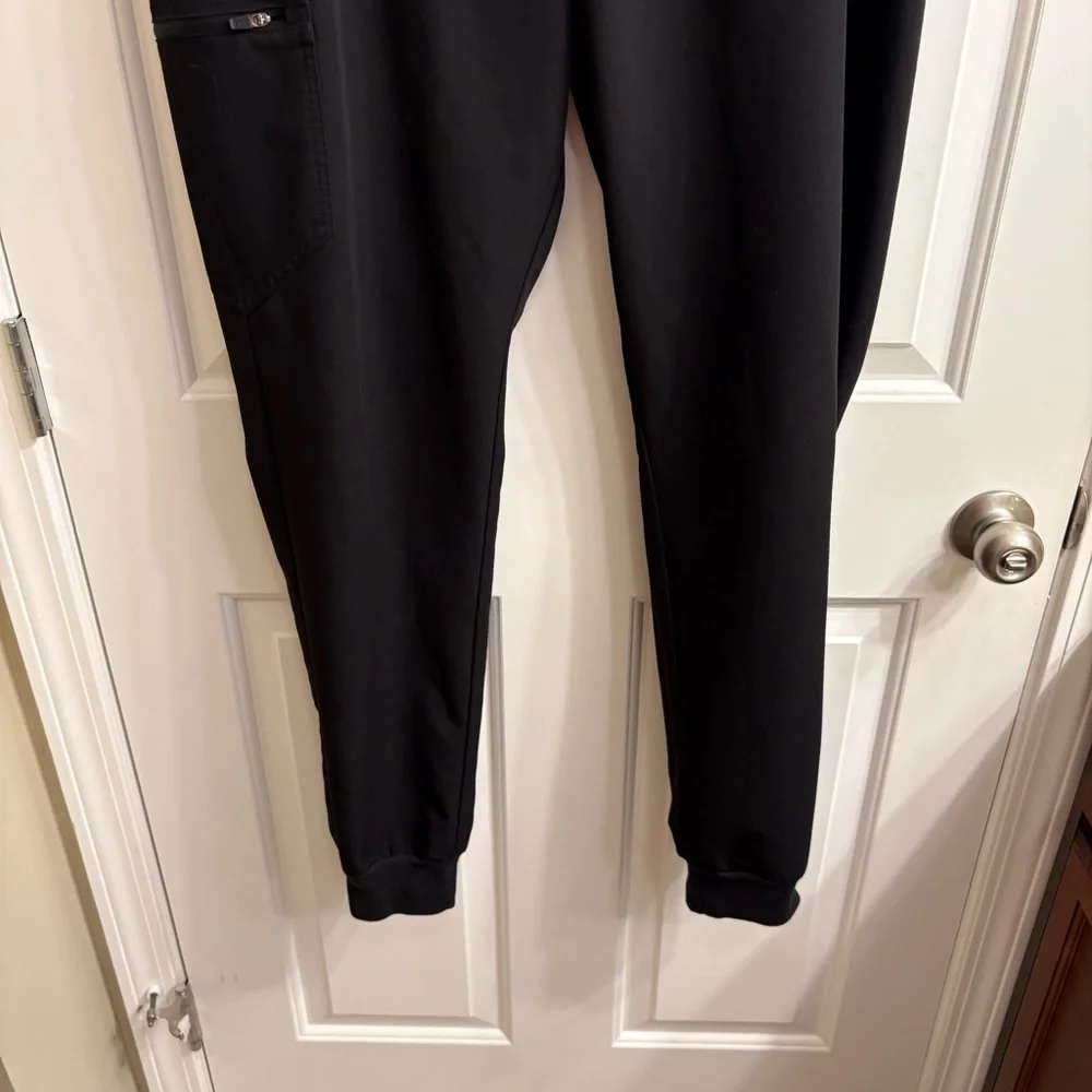 TALL Figs Black Zamora Women's Jogger Scrub Pants with Drawstring XL TALL - Picture 2 of 12
